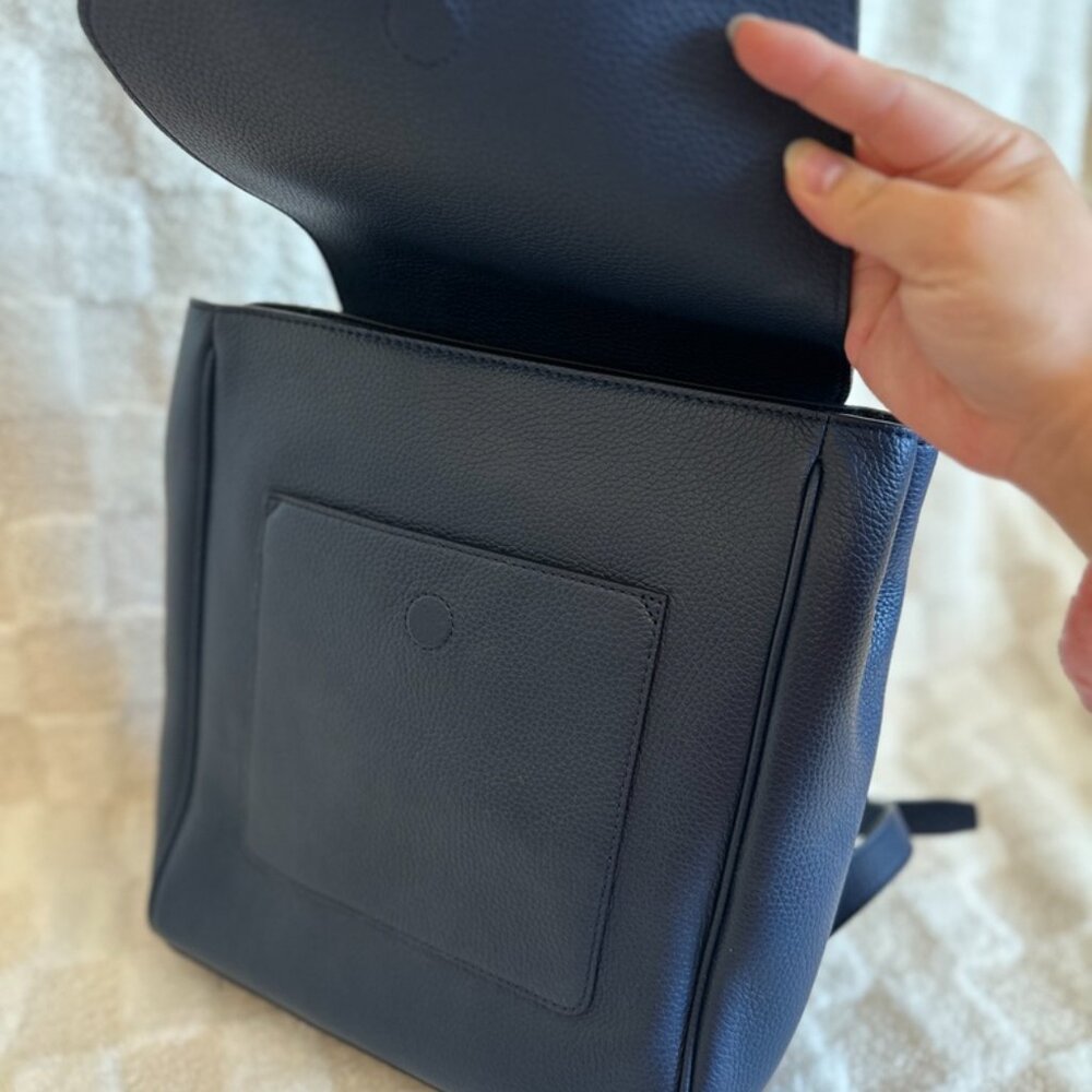 NWT! RARE! Tory Burch Carter Flap Pebbled Leather Backpack In Roal Navy 67320 - Picture 7 of 9
